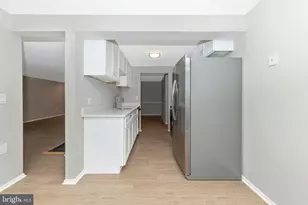 18131 Chalet Dr, Germantown, MD 20874 - Photo 5