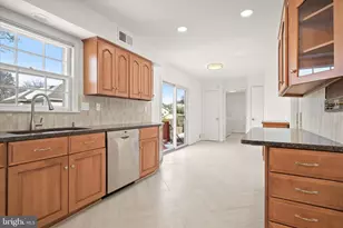 7507 Elmore Ln, Bethesda, MD 20817 - Photo 55