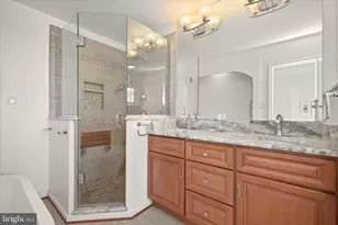 7507 Elmore Ln, Bethesda, MD 20817 - Photo 25