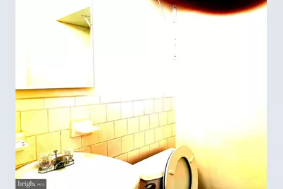 860 College Parkway #202, Rockville, MD 20850 - Photo 23