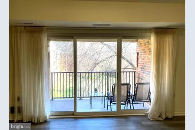 860 College Parkway #202, Rockville, MD 20850 - Photo 31
