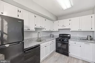 796 Quince Orchard Blvd, Gaithersburg, MD 20878 - Photo 11