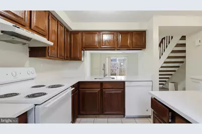 12502 Laurel Grove Place, Germantown, MD 20874 - Photo 7