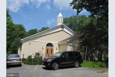 20400 Zion Road, Gaithersburg, MD 20882 - Photo 3