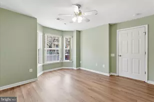 13401 Fountain Club Dr, Germantown, MD 20874 - Photo 13