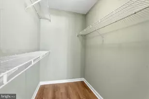 13401 Fountain Club Dr, Germantown, MD 20874 - Photo 15