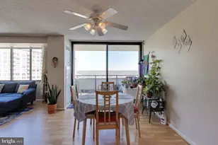 5225 Pooks Hill Rd, Bethesda, MD 20814 - Photo 7