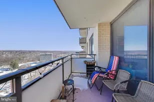 5225 Pooks Hill Rd, Bethesda, MD 20814 - Photo 17