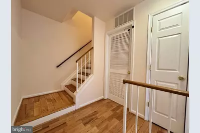 18905 Lark Song Terrace, Germantown, MD 20874 - Photo 7