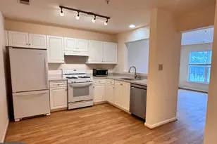 18905 Lark Song Terrace, Germantown, MD 20874 - Photo 3