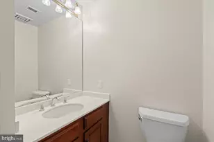 8101 Connecticut Ave, Chevy Chase, MD 20815 - Photo 19