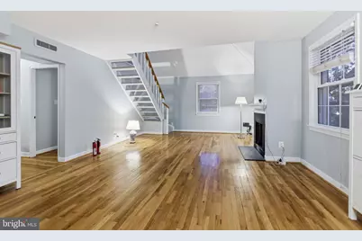 2224 Washington Ave #204, Silver Spring, MD 20910 - Photo 5