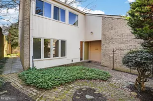 19144 Roman Way, Gaithersburg, MD 20886 - Photo 3