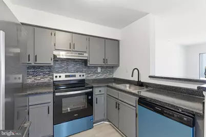 9900 Boysenberry Way #268-4, Gaithersburg, MD 20879 - Photo 5