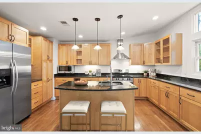 6523 79th Place, Cabin John, MD 20818 - Photo 13