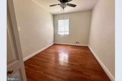 11912 Clover Knoll, North Potomac, MD 20878 - Photo 7