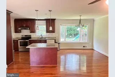 11912 Clover Knoll, North Potomac, MD 20878 - Photo 3