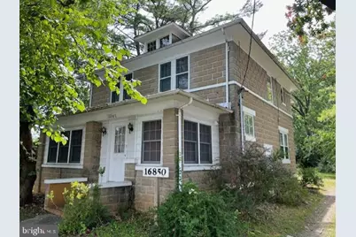 16850 Oakmont Avenue, Gaithersburg, MD 20877 - Photo 1