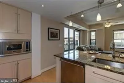 7710 Woodmont Avenue #401, Bethesda, MD 20814 - Photo 9