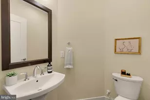 153 Winsome Cir, Bethesda, MD 20814 - Photo 9