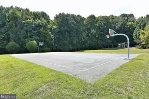 5700 Magic Mountain Dr, North Bethesda, MD 20852 - Photo 49