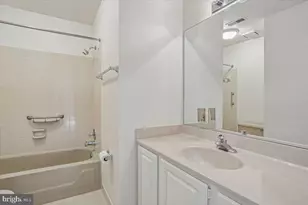 5700 Magic Mountain Dr, North Bethesda, MD 20852 - Photo 37