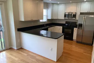 1569 Templeton Pl, Rockville, MD 20852 - Photo 5