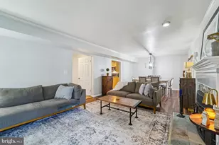 20610 Highland Hall Dr, Montgomery Village, MD 20886 - Photo 9