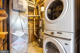 15727 Ambiance Dr, North Potomac, MD 20878 - Photo 27