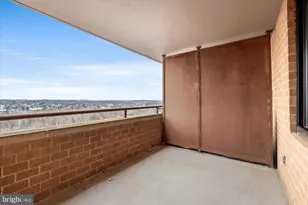 10101 Grosvenor Pl, Rockville, MD 20852 - Photo 25