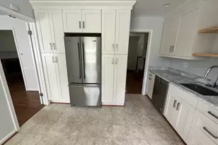 6407 Kenhowe Dr, Bethesda, MD 20817 - Photo 5