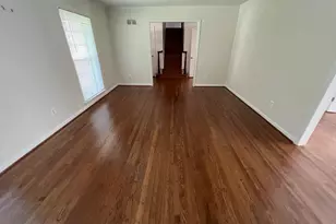 6407 Kenhowe Dr, Bethesda, MD 20817 - Photo 9