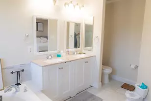 10483 Damascus Park Ln, Damascus, MD 20872 - Photo 13