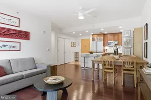 6820 Wisconsin Ave, Bethesda, MD 20815 - Photo 9