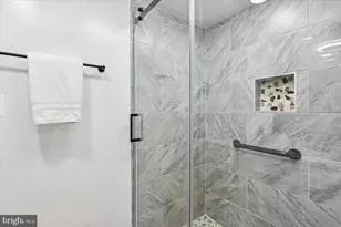 11712 Seven Locks Rd, Potomac, MD 20854 - Photo 35