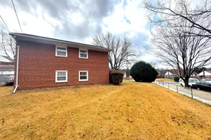 4617 Adrian St, Rockville, MD 20853 - Photo 3