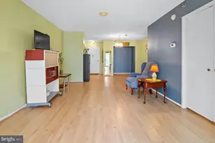 15115 Interlachen Dr, Silver Spring, MD 20906 - Photo 7