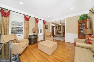 5715 Lone Oak Dr, Bethesda, MD 20814 - Photo 9