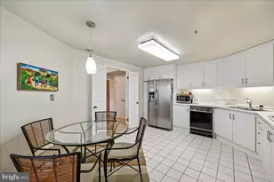 5600 Wisconsin Ave, Chevy Chase, MD 20815 - Photo 11