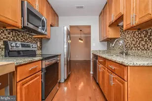 9316 Jarrett Ct, Montgomery Village, MD 20886 - Photo 9