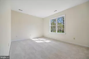 11021 Daybreak Ct, North Bethesda, MD 20852 - Photo 33