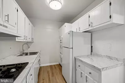 10500 Rockville Pike #328, Rockville, MD 20852 - Photo 21
