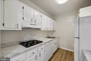 10500 Rockville Pike, Rockville, MD 20852 - Photo 21