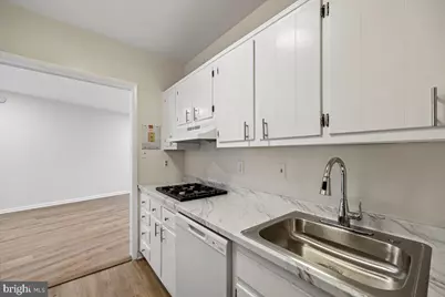 10500 Rockville Pike #328, Rockville, MD 20852 - Photo 23