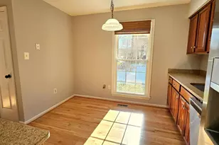 7244 Greentree Rd, Bethesda, MD 20817 - Photo 9