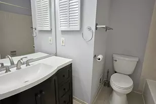 7244 Greentree Rd, Bethesda, MD 20817 - Photo 15