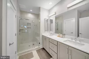 11326 Emerald Park Rd, Potomac, MD 20854 - Photo 13