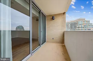 4601 N Park Ave, Chevy Chase, MD 20815 - Photo 9