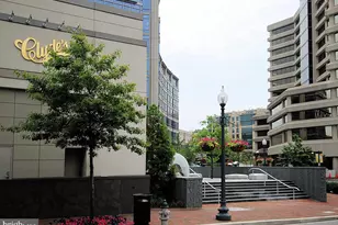 4601 N Park Ave, Chevy Chase, MD 20815 - Photo 53