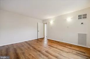 4601 N Park Ave, Chevy Chase, MD 20815 - Photo 17